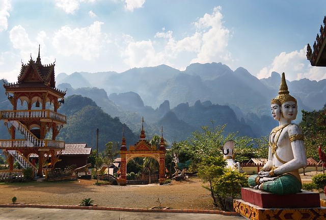 Backpacking in Laos - Landschaft und Kultur